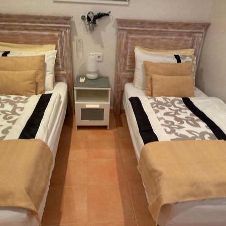 Casa Lanjaron Bed & Breakfast San Miguel De Salinas Exterior photo
